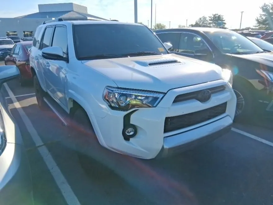 2024 Toyota 4Runner TRD Premium photo 1