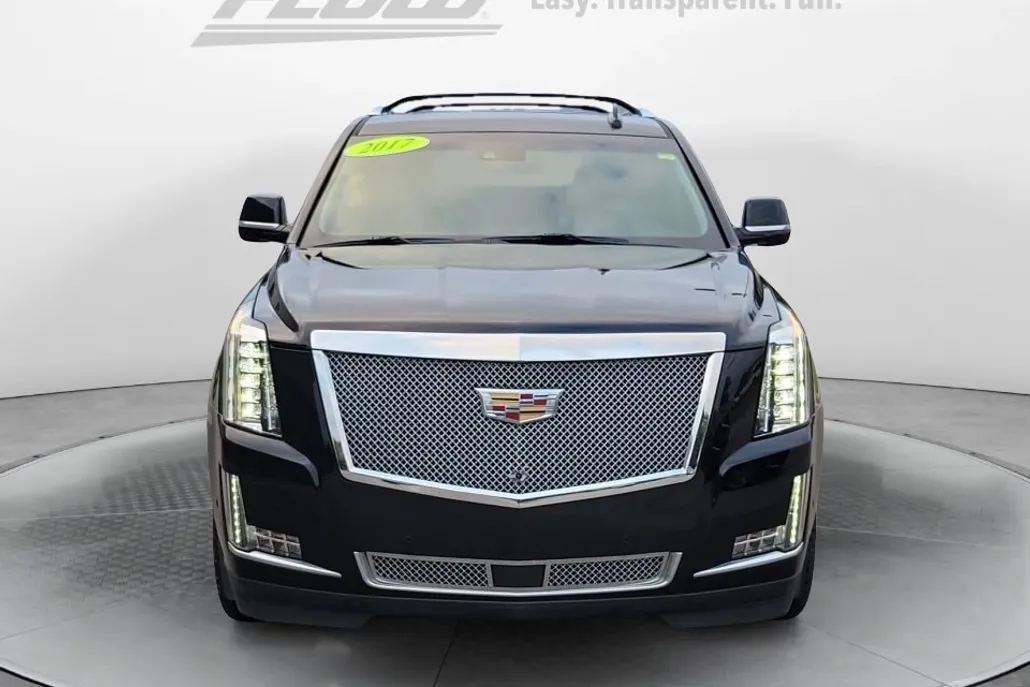 2017 Cadillac Escalade Premium Luxury photo 1