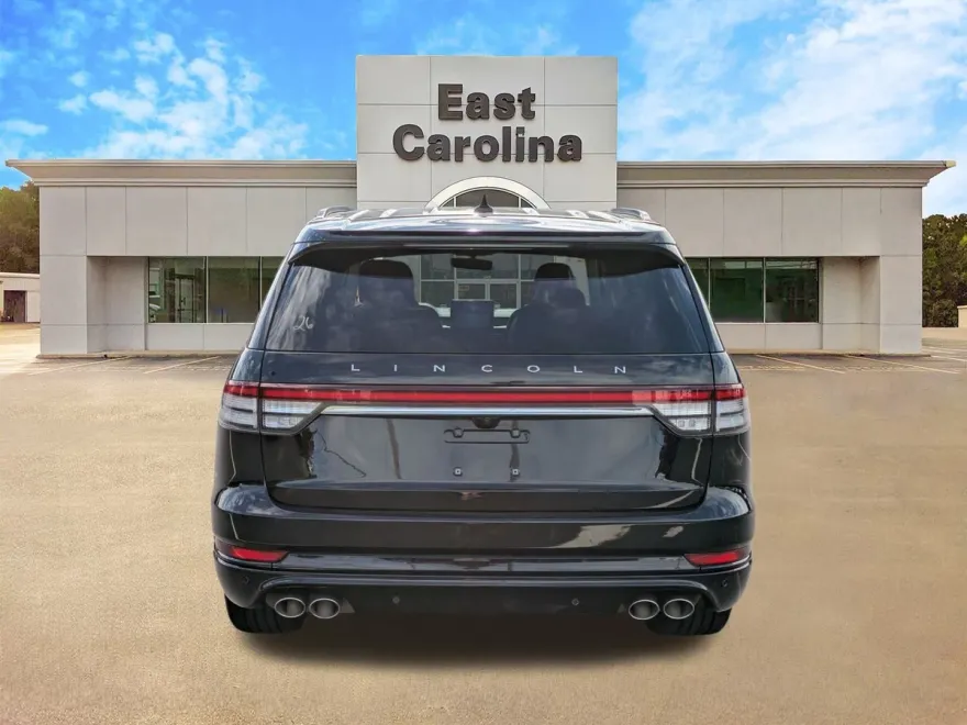 2023 Lincoln Aviator Reserve photo 1
