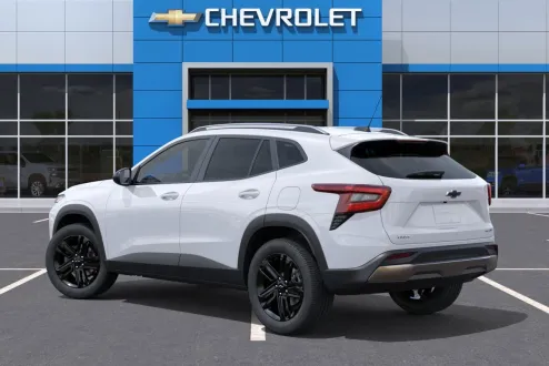2025 Chevrolet Trax ACTIV photo 2