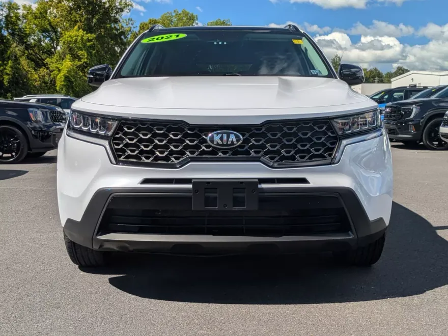 2021 Kia Sorento S photo 1