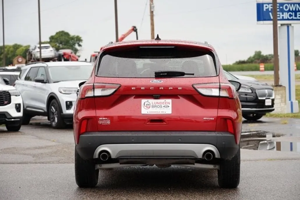 2021 Ford Escape SEL photo 1