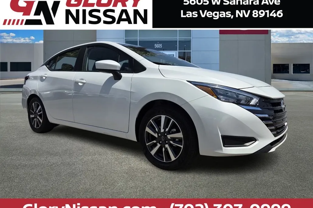 2025 Nissan Versa SV photo 1