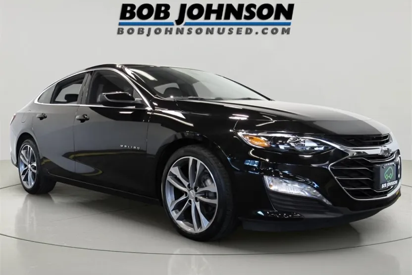 2022 Chevrolet Malibu 1LT photo 1