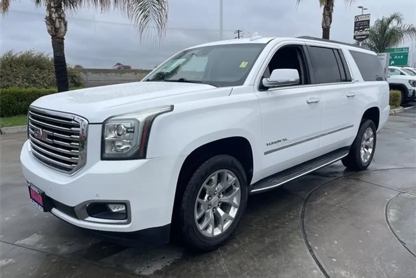 2018 Gmc Yukon XL SLE photo 1