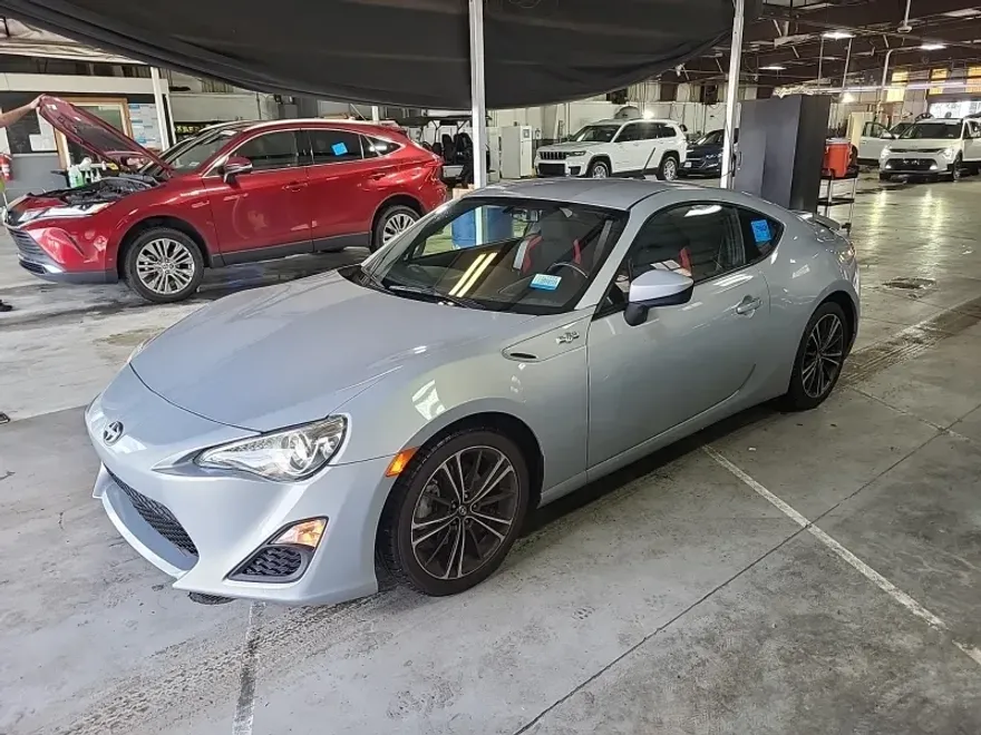 2013 Scion FR-S 10 Series photo 1
