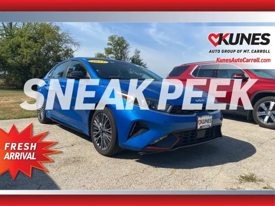 2023 Kia Forte GT-Line photo 1
