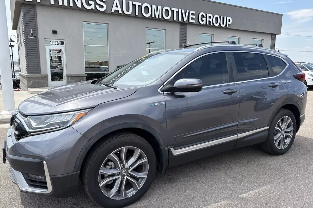 2022 Honda CR-V Hybrid Touring photo 1
