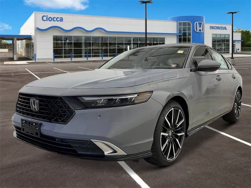 2025 Honda Accord Hybrid Touring photo 1