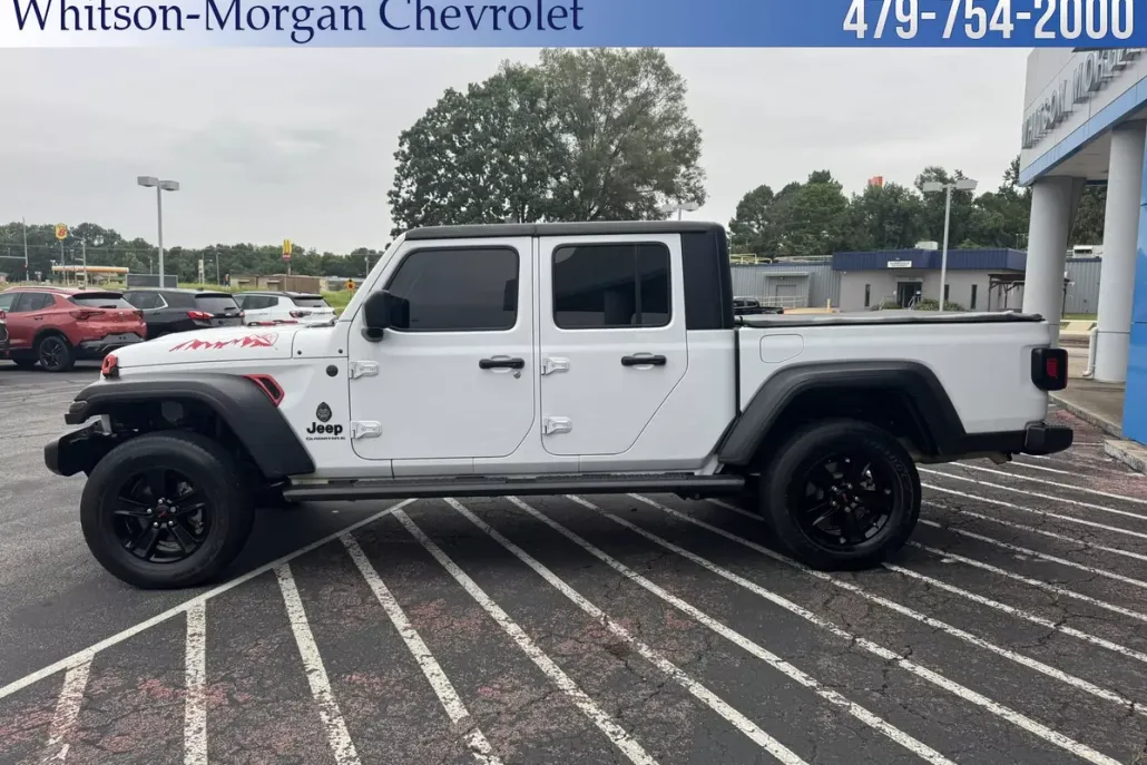 2023 Jeep Gladiator Sport photo 1