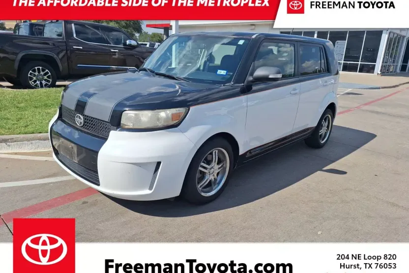 2009 Scion xB Base photo 1