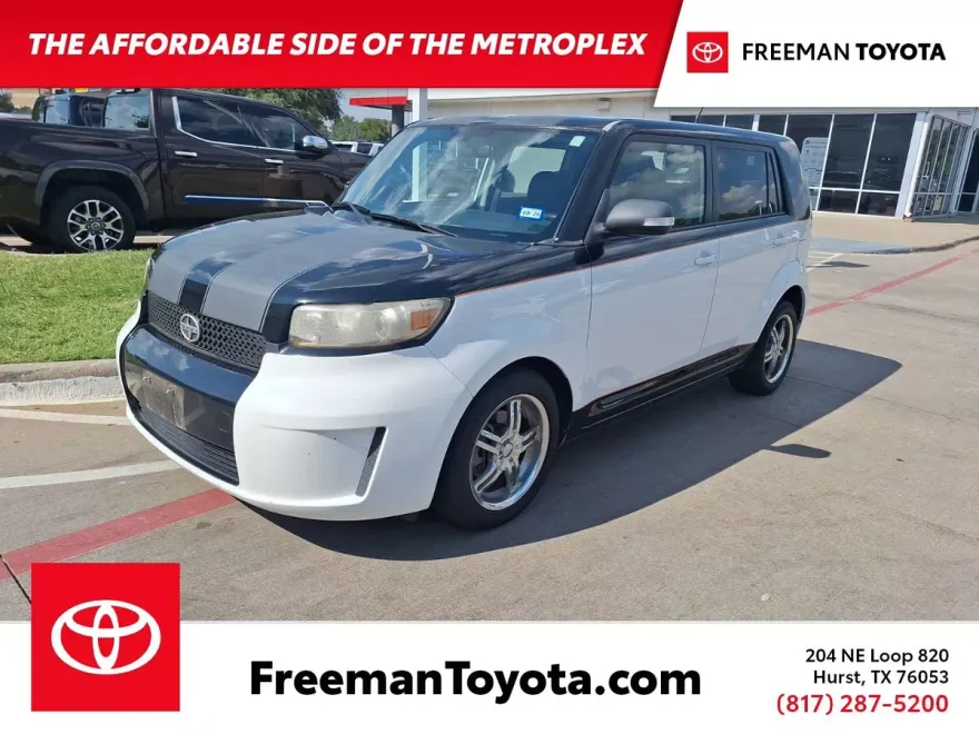 2009 Scion xB Base photo 1