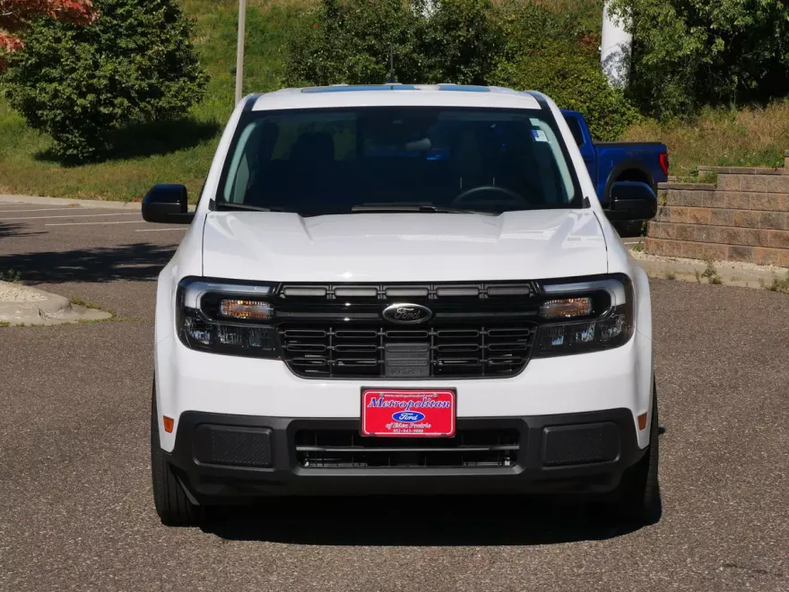 2024 Ford Maverick Lariat photo 1