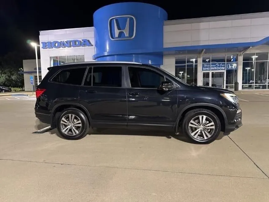 2016 Honda Pilot EX-L photo 1