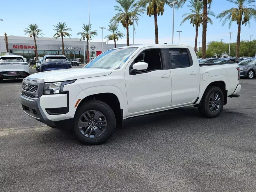 2025 Nissan Frontier SV photo 1