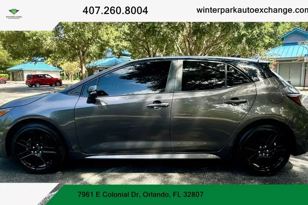2021 Toyota Corolla XSE photo 1