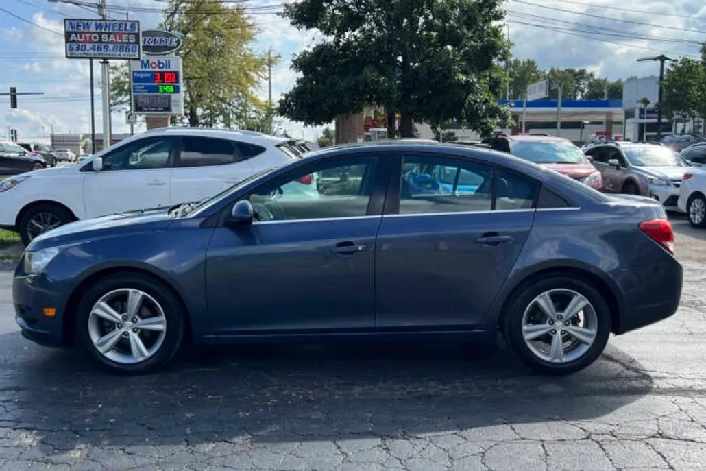 2014 Chevrolet Cruze photo 1