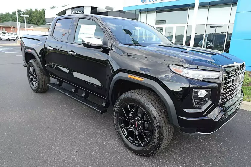2026 Gmc Canyon Denali photo 1
