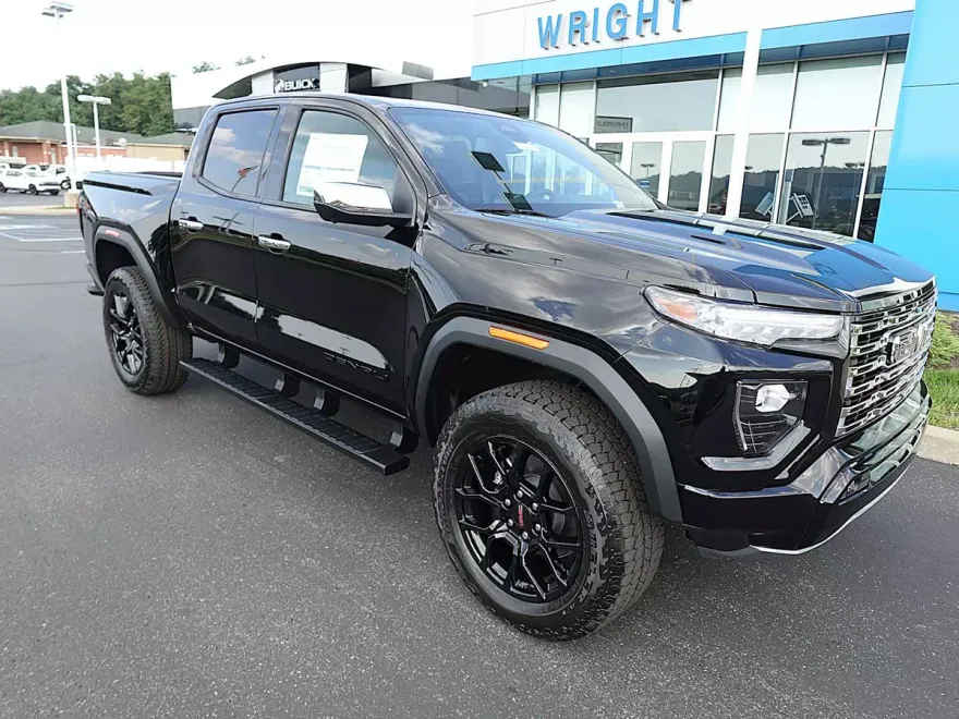 2026 Gmc Canyon Denali photo 1