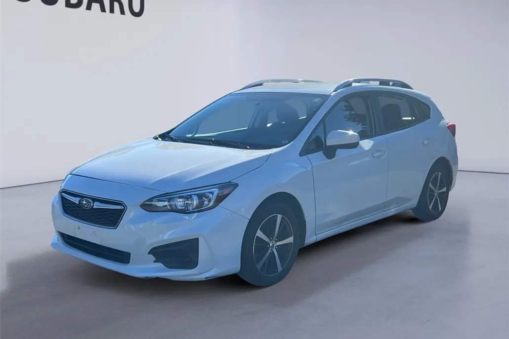 2019 Subaru Impreza 2.0i Premium photo 1