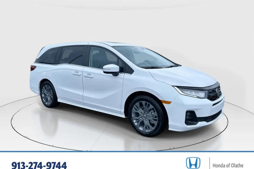 2026 Honda Odyssey Touring photo 1