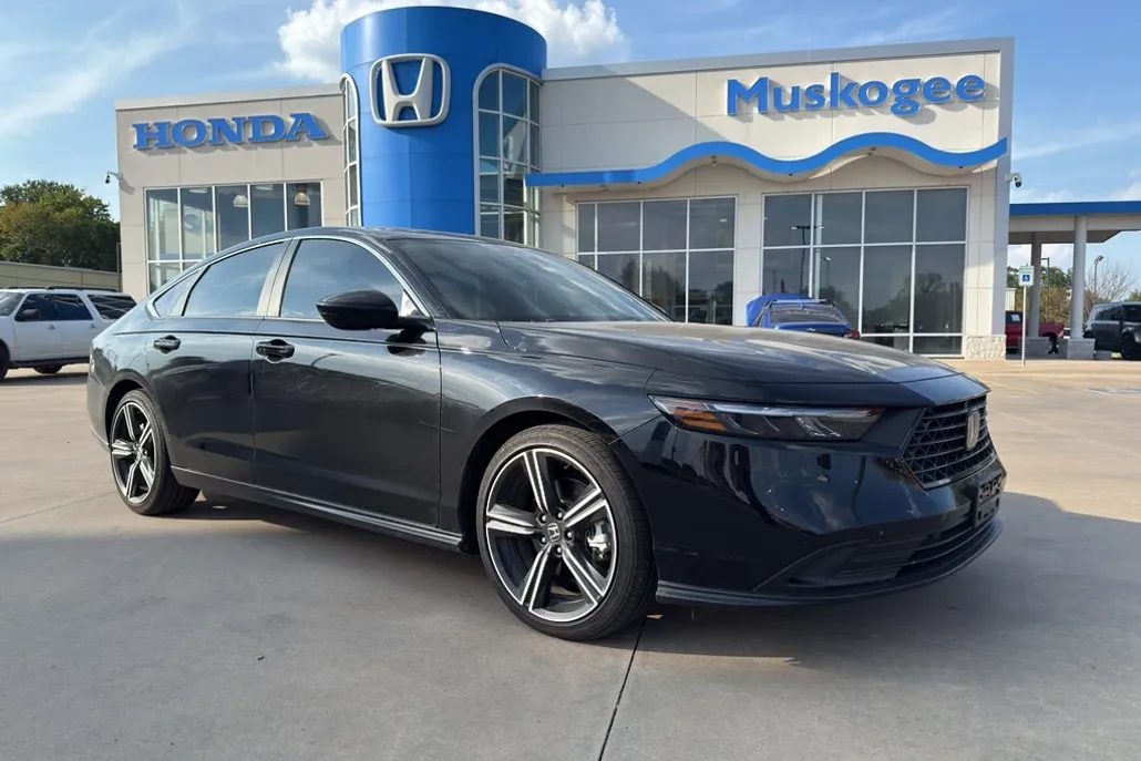 2023 Honda Accord Hybrid Sport photo 1