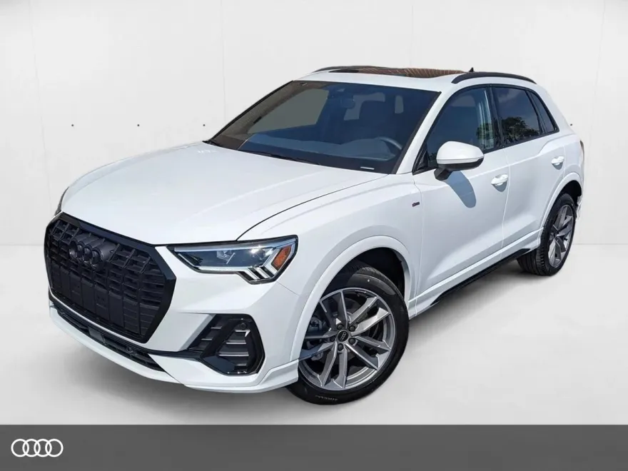 2025 Audi Q3 45 TFSI S line Premium photo 1