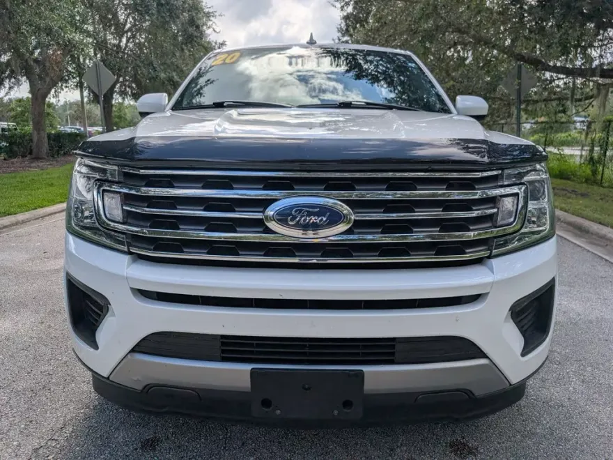 2020 Ford Expedition MAX XLT photo 1