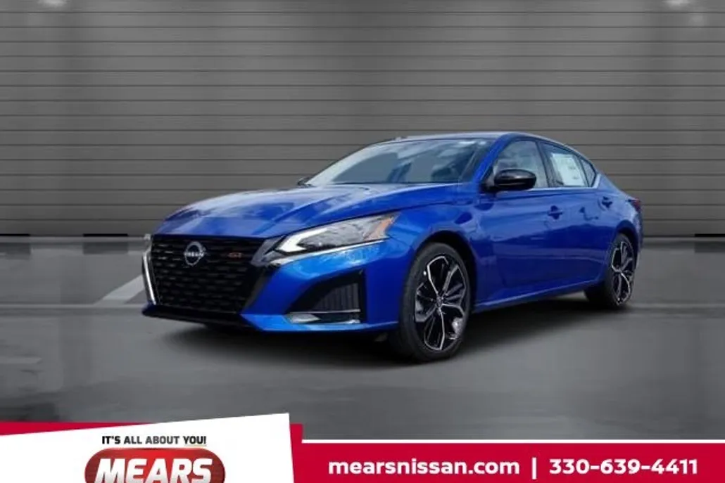 2025 Nissan Altima 2.5 SR photo 1