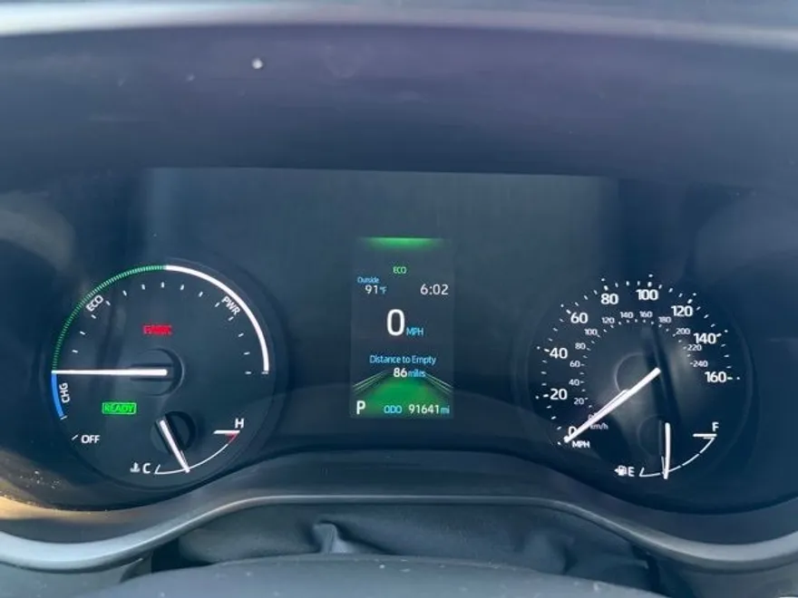 2022 Toyota Sienna XSE photo 38
