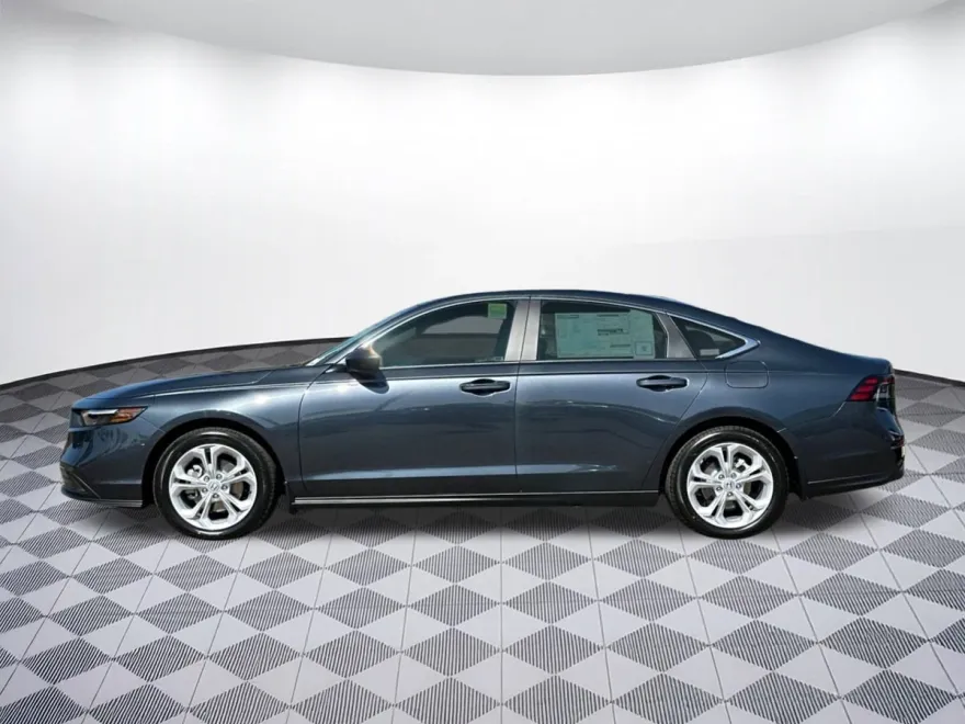 2025 Honda Accord LX photo 1