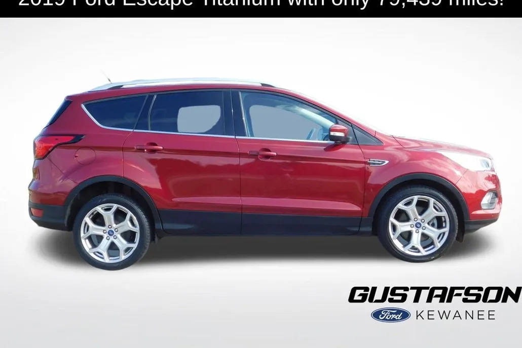 2019 Ford Escape Titanium photo 1