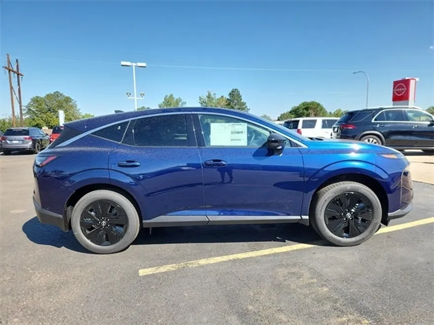 2025 Nissan Murano SV photo 1