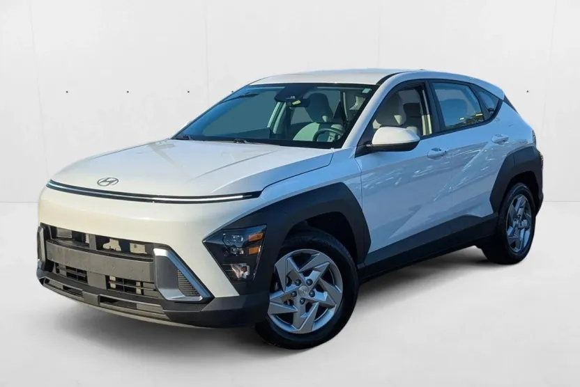 2024 Hyundai Kona SE photo 1