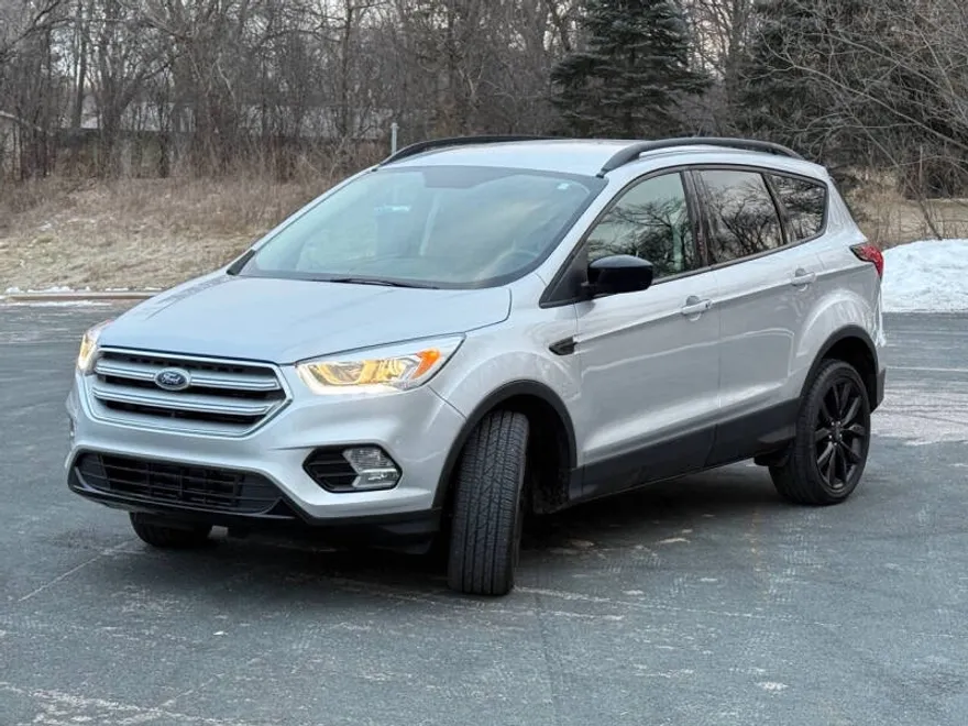 2019 Ford Escape SE photo 1