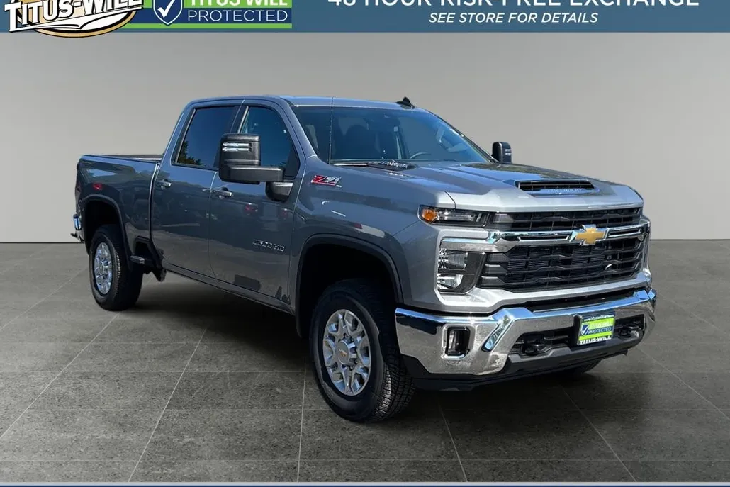 2026 Chevrolet Silverado 2500HD LT photo 1