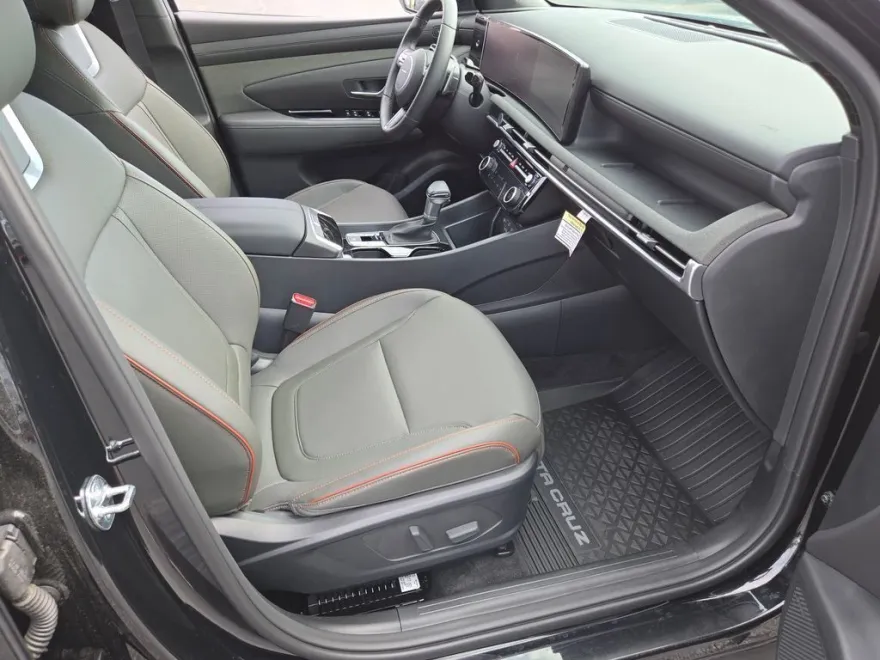 2025 Hyundai Santa Cruz Limited photo 1