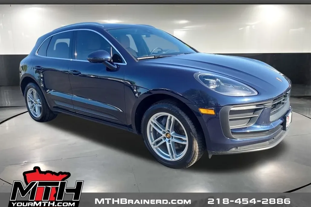 2022 Porsche Macan Base photo 1