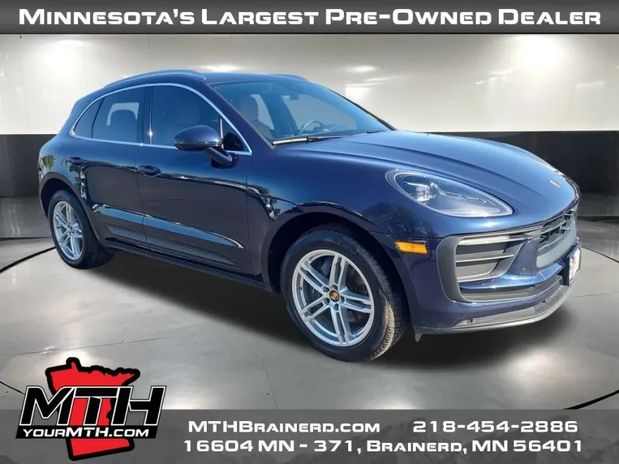 2022 Porsche Macan Base photo 1
