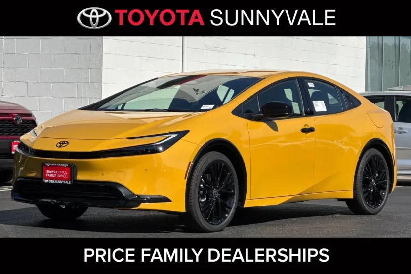 2026 Toyota Prius Prime photo 1