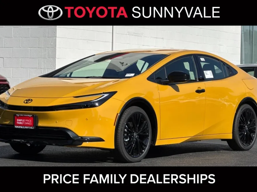 2026 Toyota Prius Prime photo 1