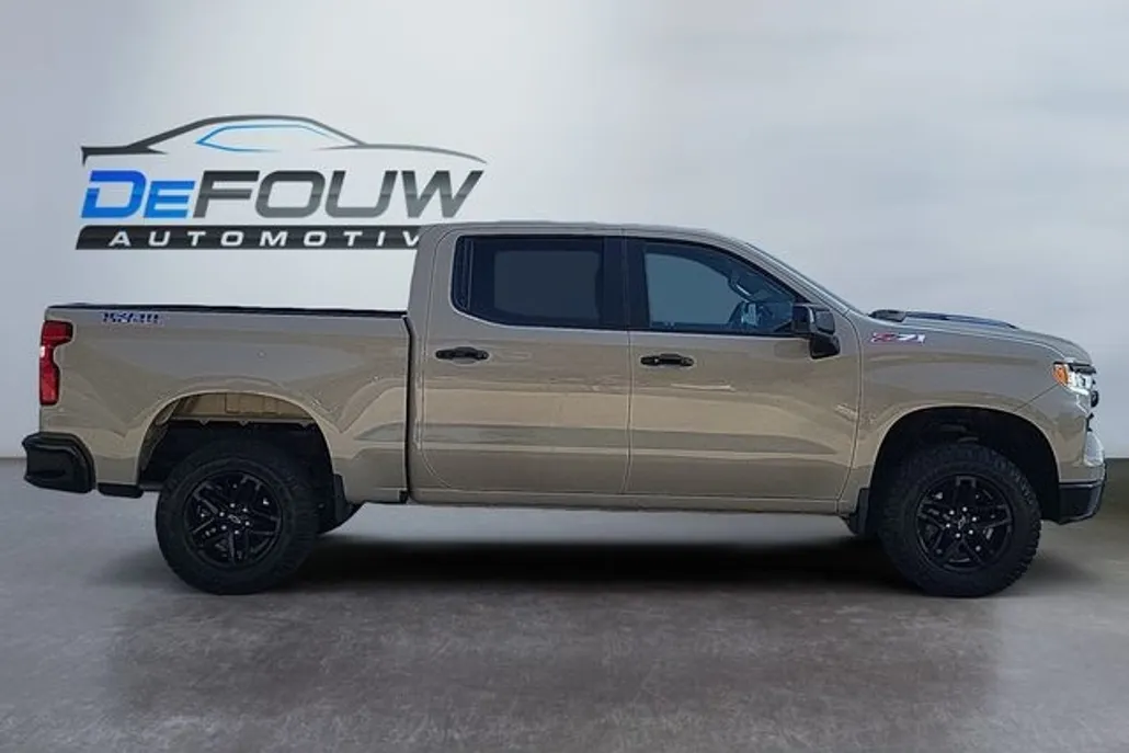 2022 Chevrolet Silverado 1500 LT Trail Boss photo 1