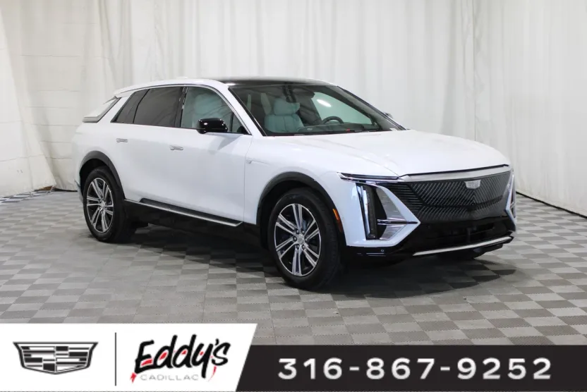 2025 Cadillac Lyriq Luxury photo 1