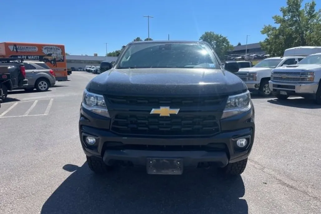 2021 Chevrolet Colorado LT photo 1