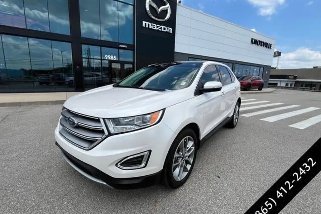 2017 Ford Edge Titanium photo 1
