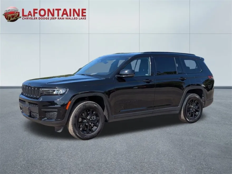 2024 Jeep Grand Cherokee Altitude photo 1
