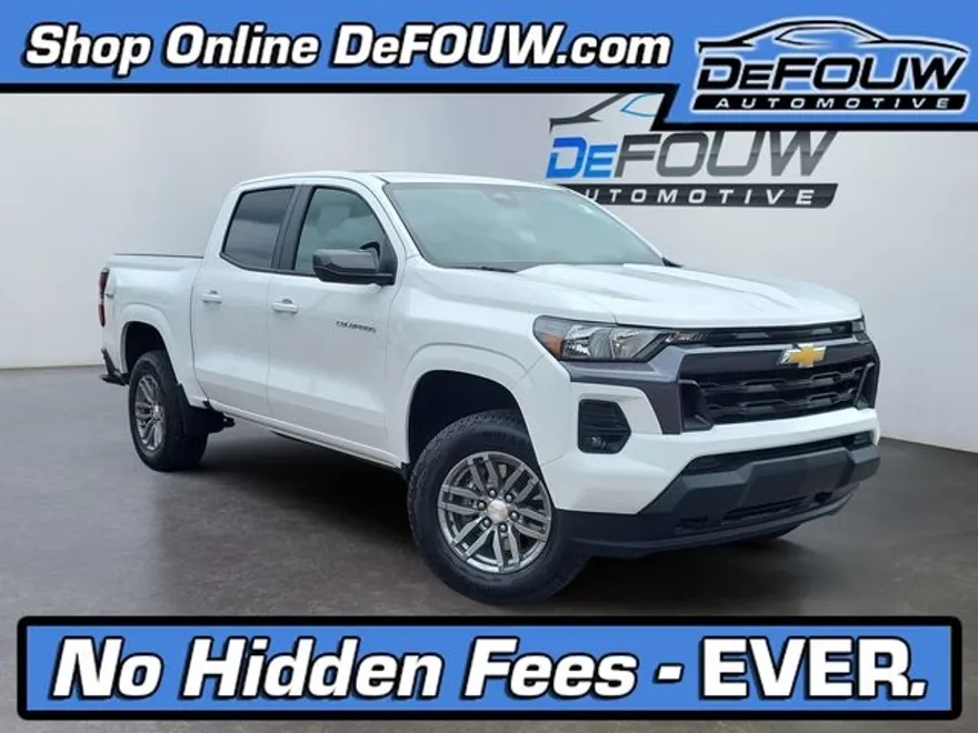 2024 Chevrolet Colorado LT photo 1