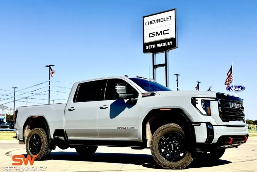 2024 Gmc Sierra HD AT4 photo 1