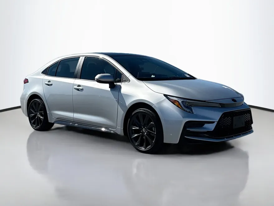2025 Toyota Corolla XSE photo 1