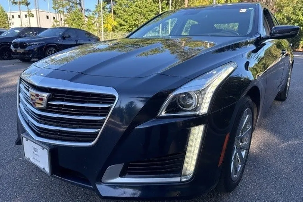 2016 Cadillac CTS Luxury photo 1